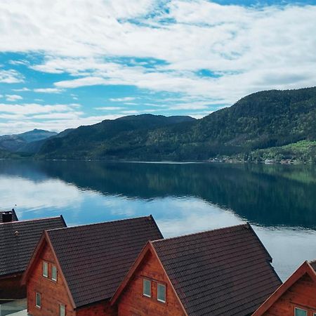 Preikestolen Panorama - Seaside Apartments Jorpeland Luaran gambar